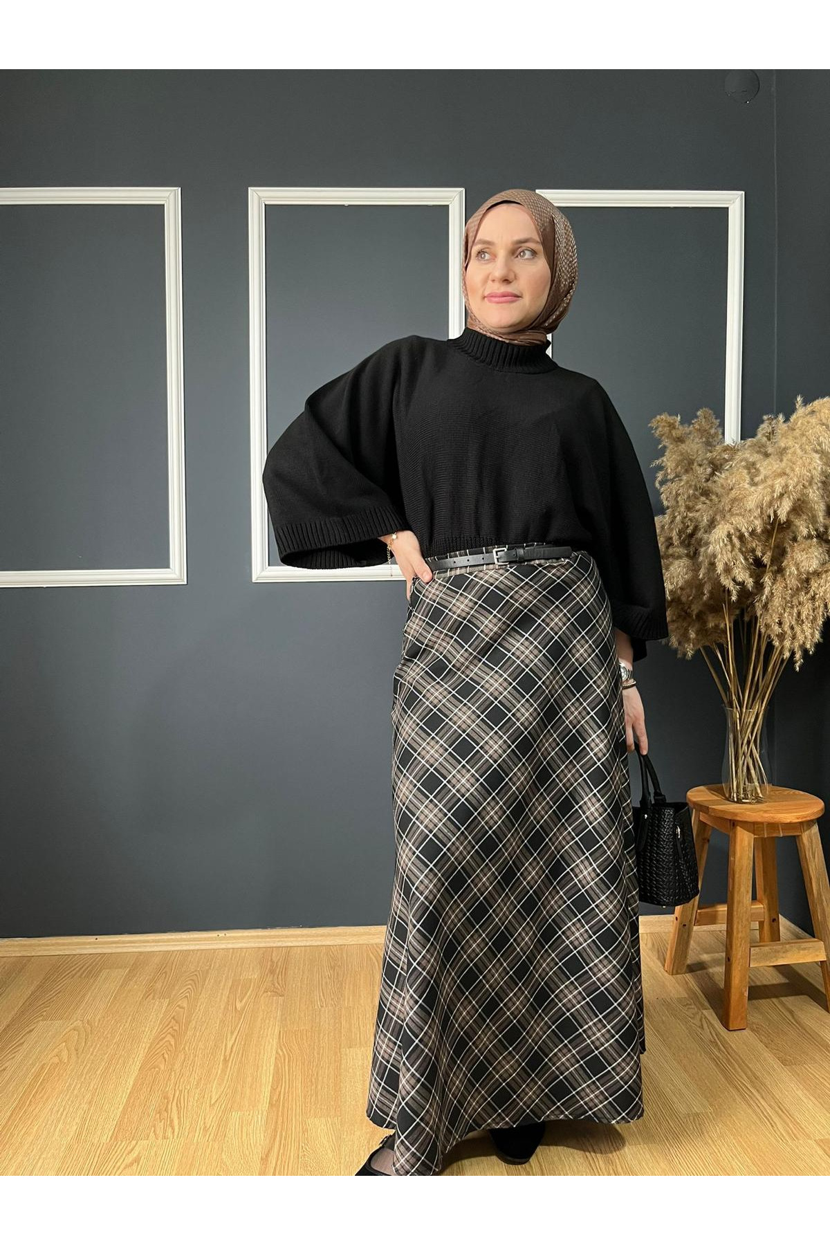 Kahverengi Ekose Etek