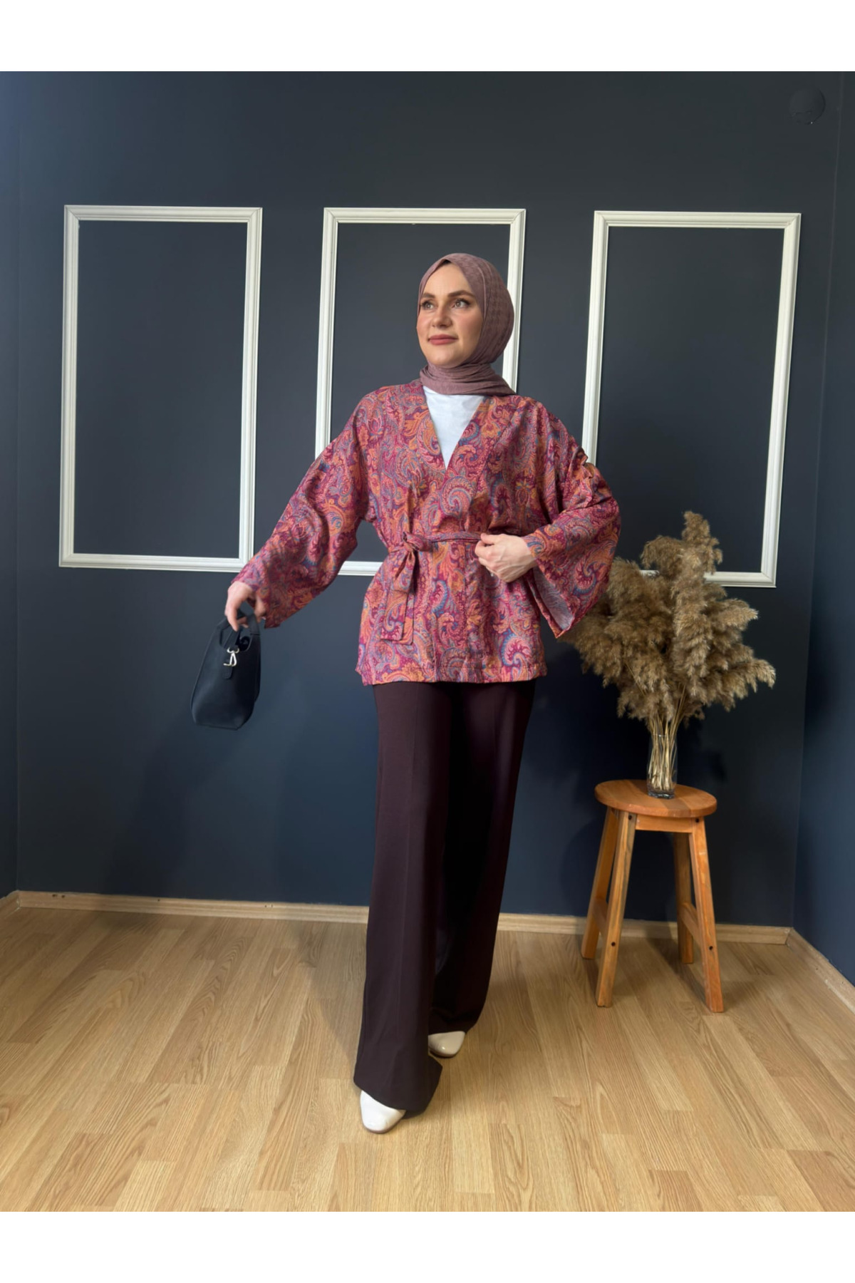 Kısa Kuşaklı Kimono