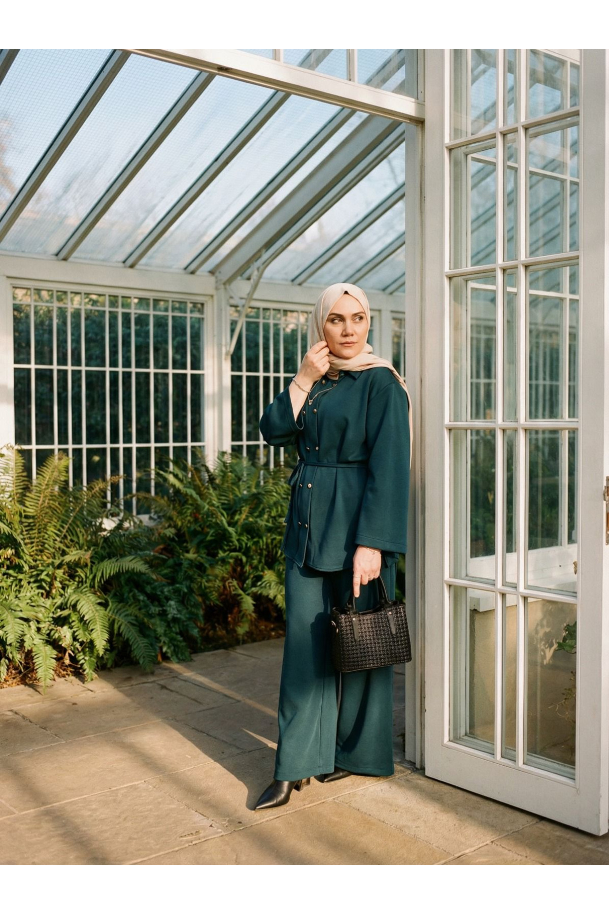 Düğme Detaylı Belden Bağlamalı İkili Takım 